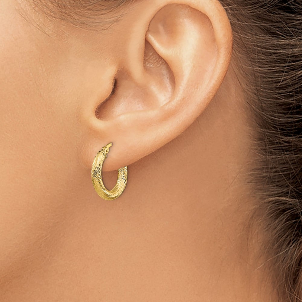 14k Yellow Gold 3x10 Diamond-Cut Round Hoop Earrings
