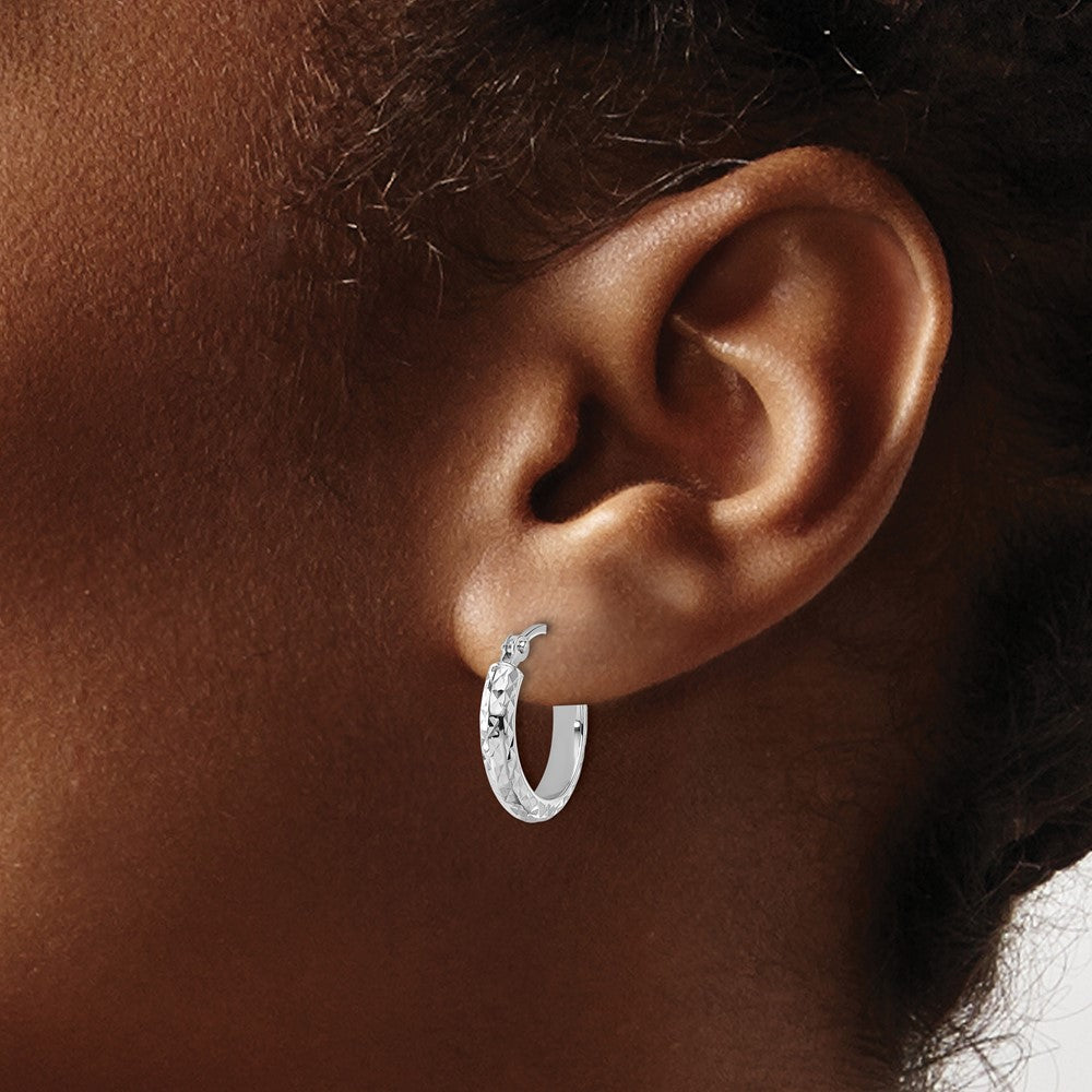 14k White Gold Diamond-Cut 2.8x15mm Hollow Hoop Earrings