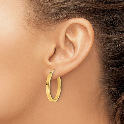 14k Yellow Gold Diamond-Cut Edge Medium 3mm Polished Hoop Earrings