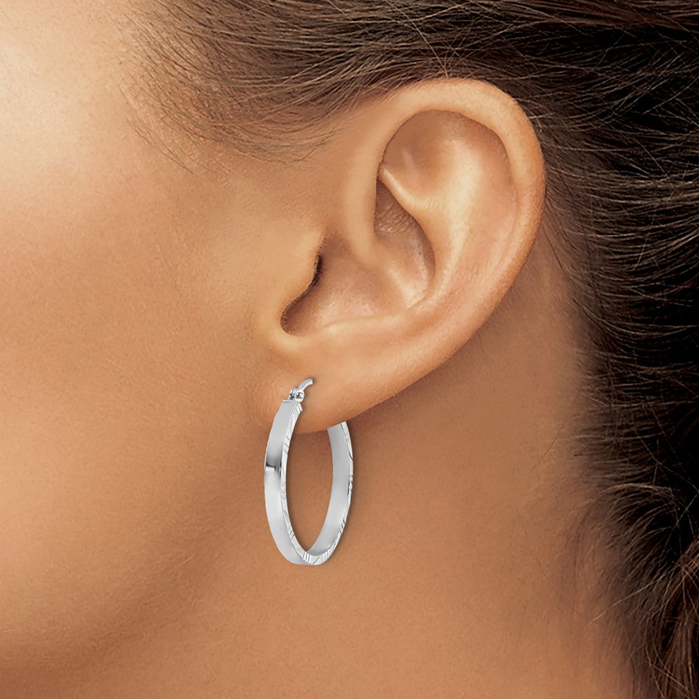 14k White Gold Diamond-Cut Edge Medium 3mm Polished Hoop Earrings