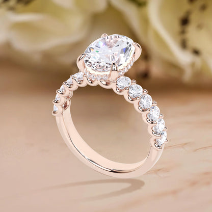 4.25 Ct Oval Cut Lab Grown Diamond Engagement Ring 14K Gold Clarity VS1 Color  E-F