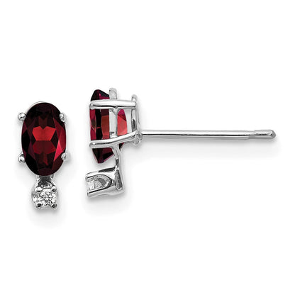 14k Gold Diamond & Garnet Birthstone Stud Earrings
