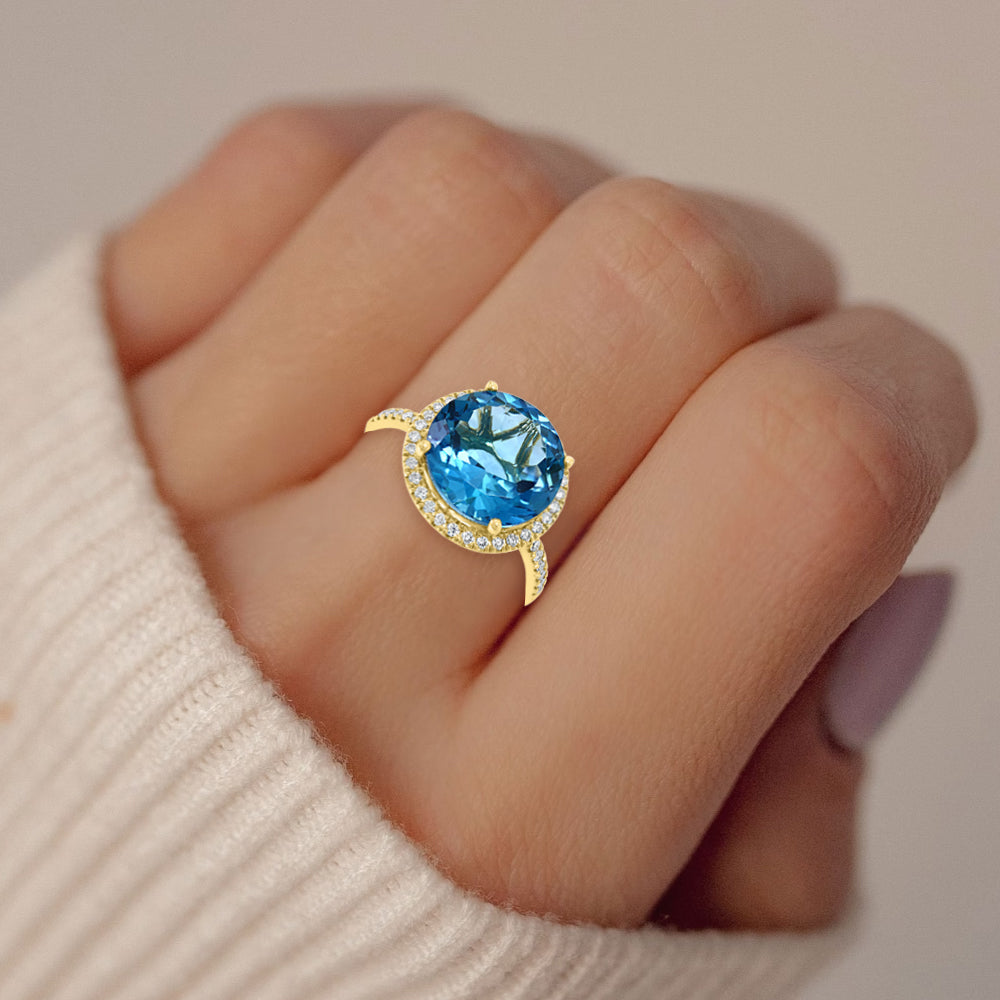 Diamond2Deal 14k Yellow Gold 6.76ct Round Blue Topaz and Diamond Engagement Ring for Women